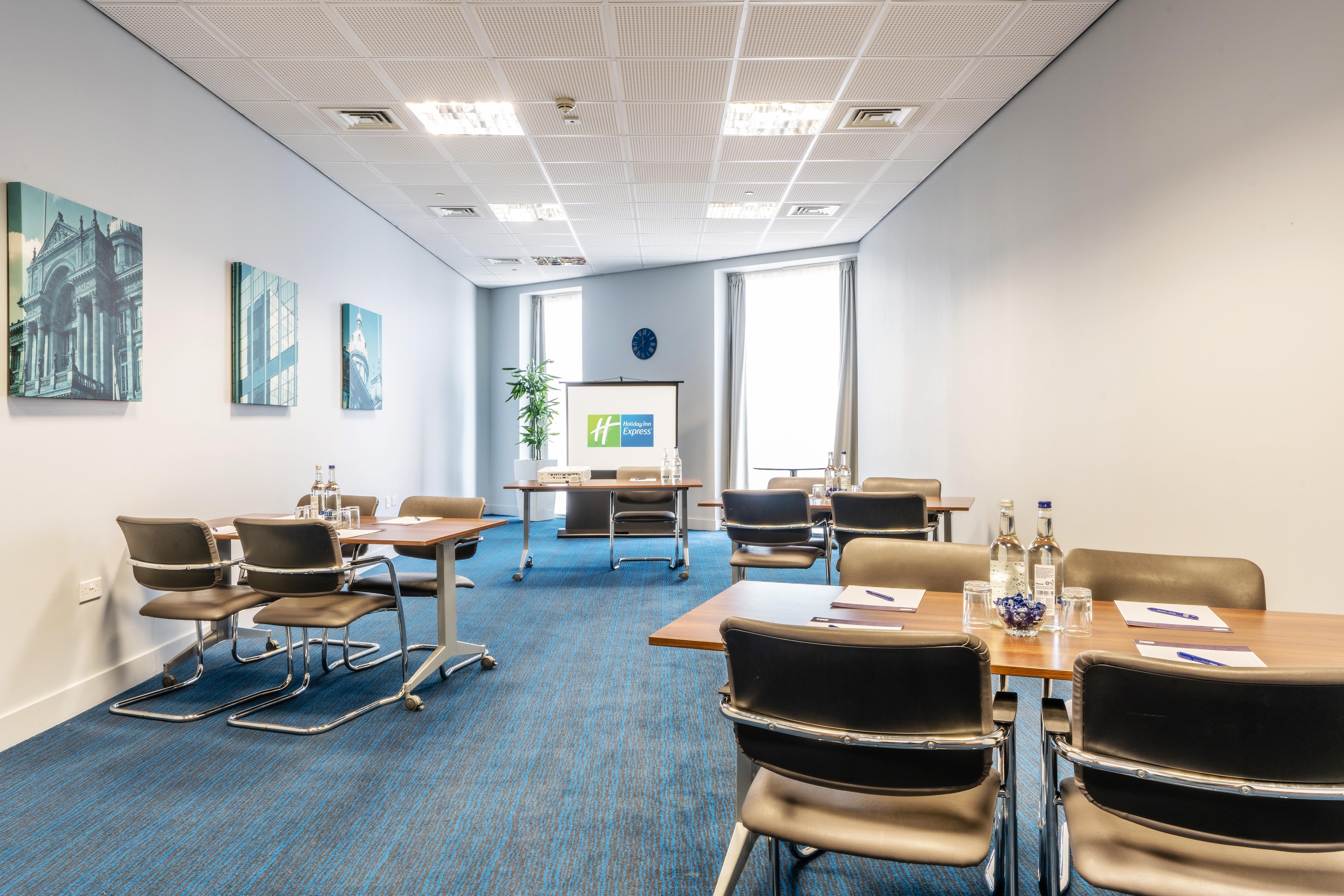 Express - Snow Hill By Ihg Hotel 3*